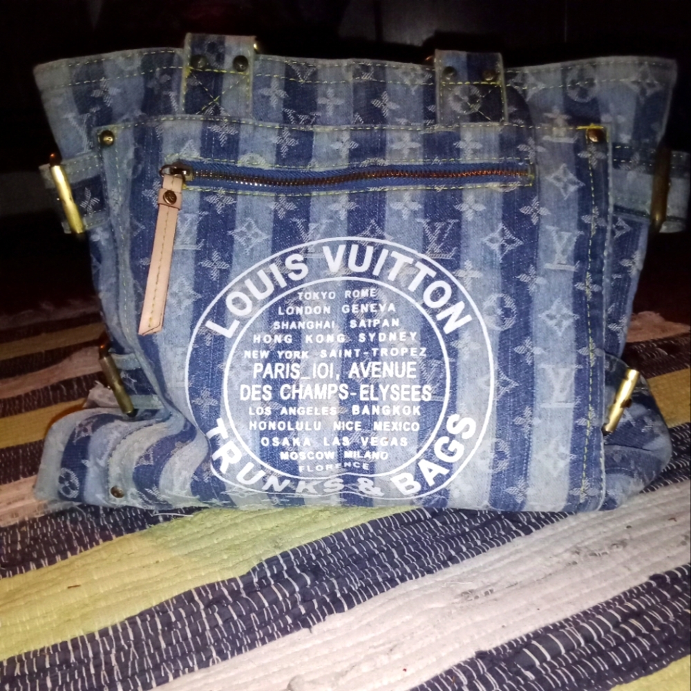 Womans Handbag